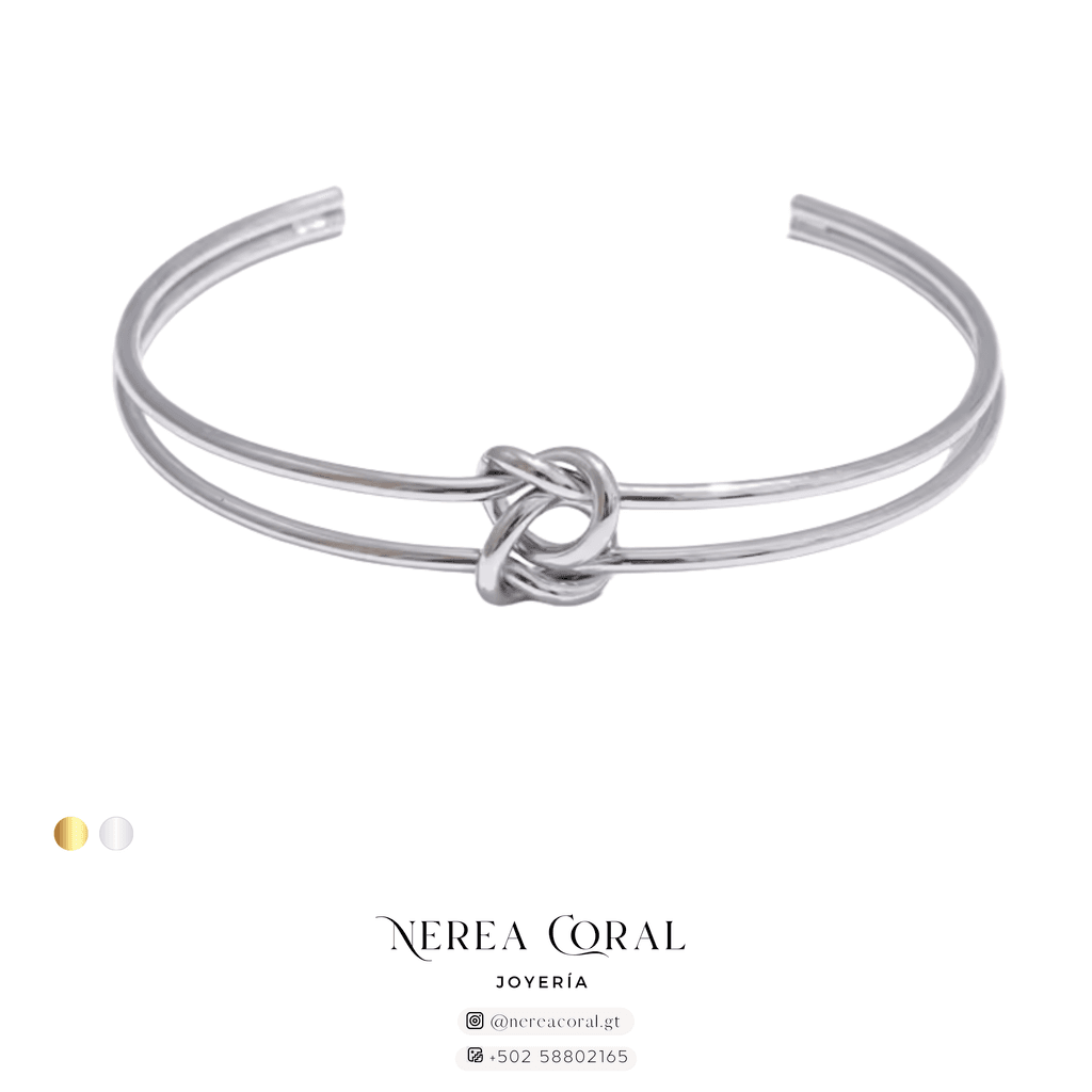 Pulsera plateada, nudo